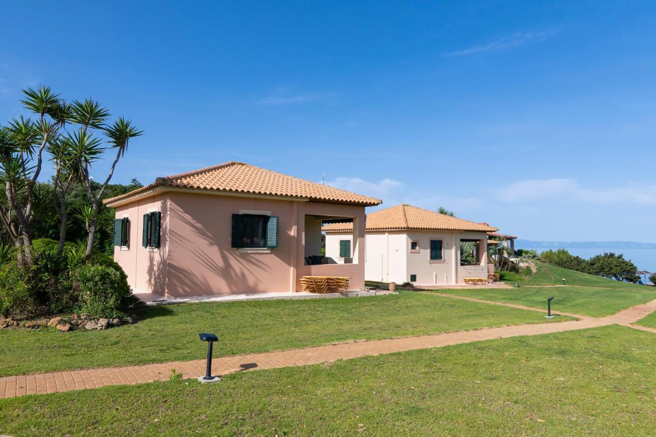 Analipsi Beach Front Villas - Happy Rentals Kastron  Экстерьер фото
